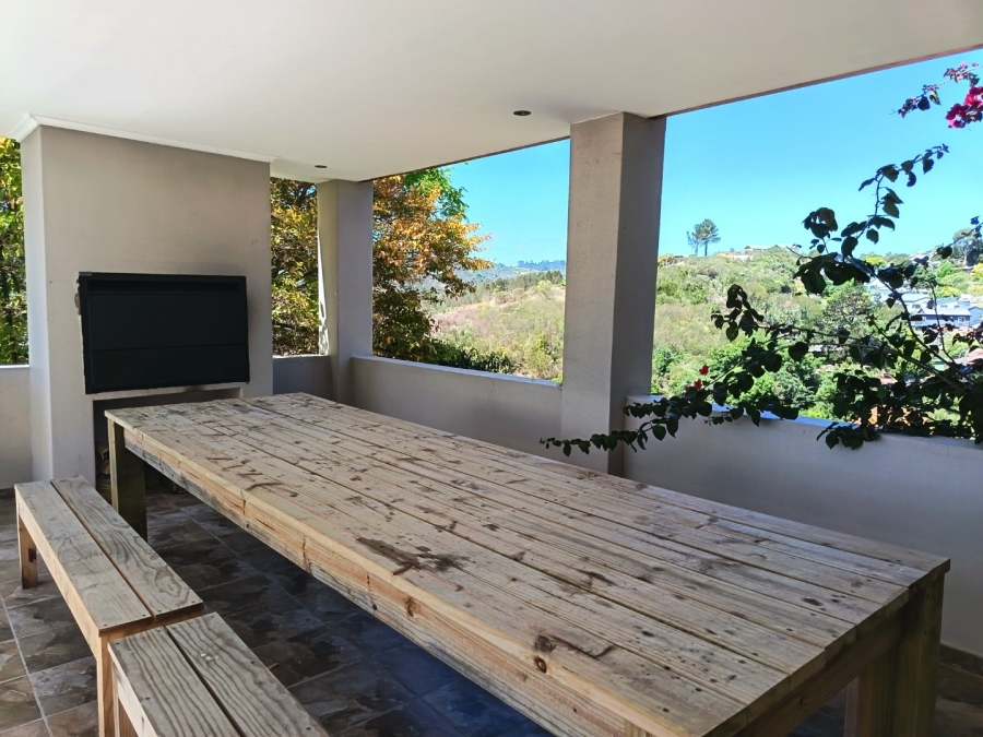 4 Bedroom Property for Sale in Knysna Heights Western Cape